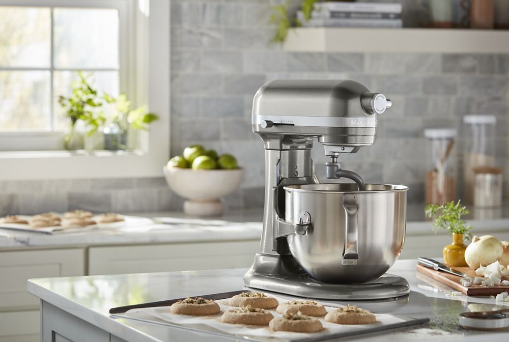 KitchenAid® 7 Quart Bowl-Lift Stand Mixer