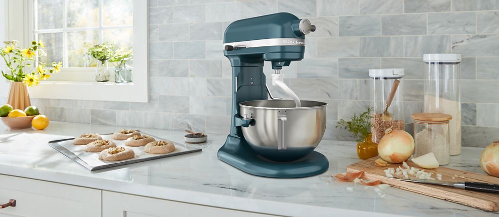 KitchenAid® 5.5 Quart Bowl-Lift Stand Mixer