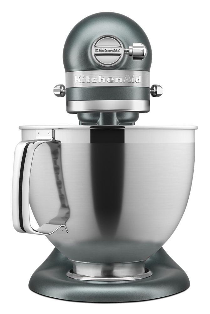 2022 Color of the Year Beetroot Stand Mixer