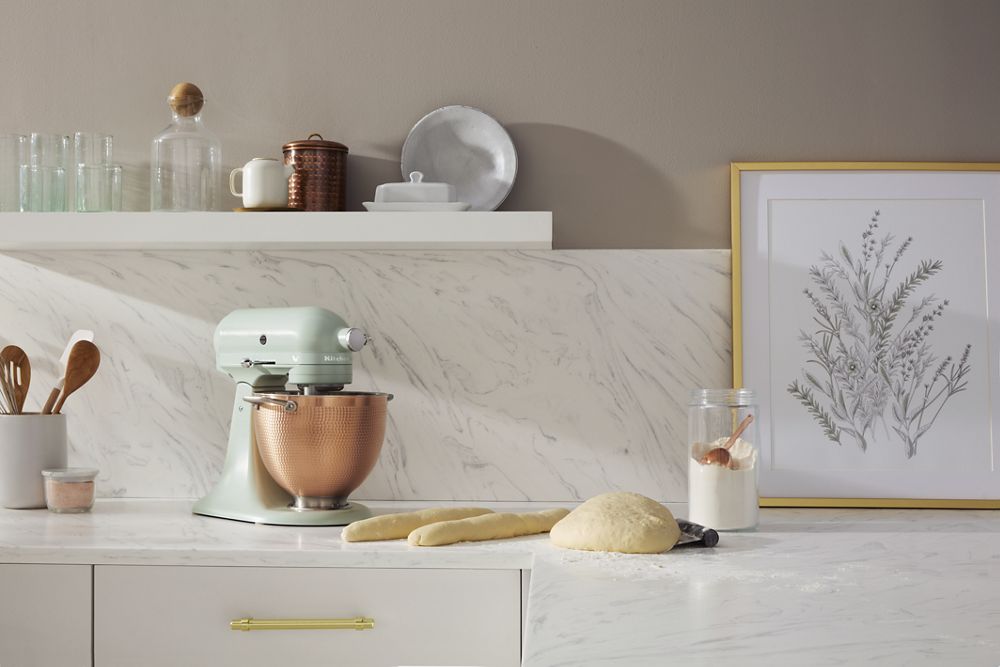 2022 Design Series Blossom Tilt-Head Stand Mixer
