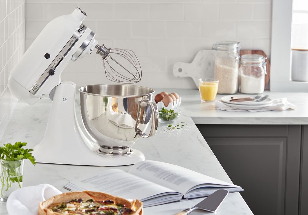 Artisan® Series 5 Quart Tilt-Head Stand Mixer - White | KitchenAid US